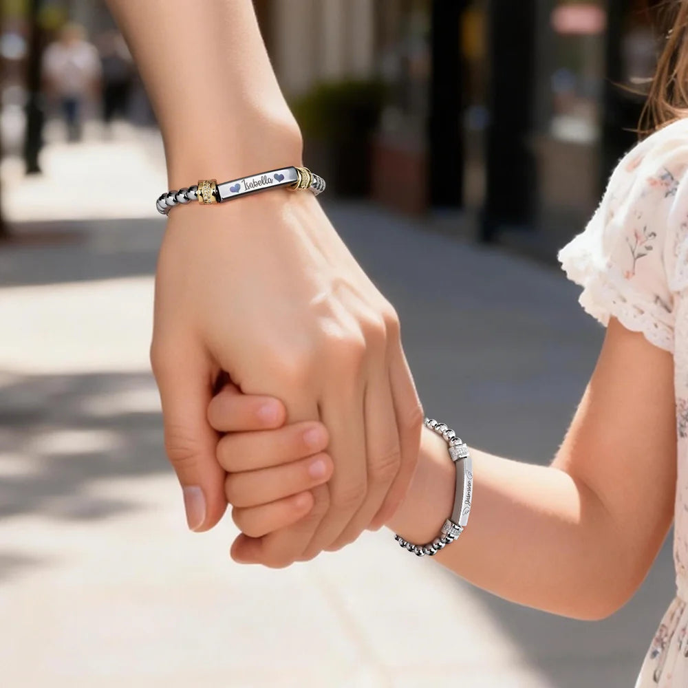 Bracciale personalizzato con ali a forma di cuore con nome